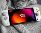 Le CRKD Nitro Deck 2 remplace les Joy-Cons de la Nintendo Switch 2/Switch.