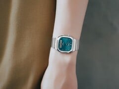 Les nouvelles montres AQ240E de Casio (AQ240E-3A en photo) sont désormais disponibles aux États-Unis. (Source de l'image : Casio)