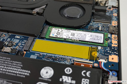 Lenovo ThinkPad X1 Extreme - 2 emplacements M.2-2280 avec support NVMe.