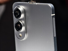 Samsung a peut-être déjà montré le Galaxy S25 Edge dans toutes ses couleurs de lancement. (Source de l'image : @r3dash)