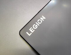 Le Lenovo Legion Pad avec l'image de marque proéminente de Legion. (Image source : Lenovo)