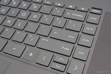 Un grand lecteur d'empreintes digitales remplace la touche Ctrl