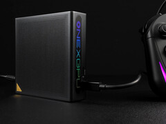 Dans Cyberpunk 2077, l&#039;USB4 v2 avait environ 25 % d&#039;avance sur son prédécesseur. Photo : l&#039;eGPU OneXGPU Lite. (Source de l&#039;image : ETA Prime)