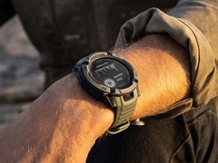 L'Instinct 2X Solar est l'une des smartwatches Instinct qui bénéficiera de nouvelles corrections de bugs. (Source de l'image : Garmin)