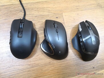 De gauche à droite : Razer Naga X, Logitech Performance MX, Logitech G602