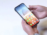Une nouvelle fuite montre le dos redessiné de l'Oppo Find X8 (Image source : Oppo Zhou Yibao)