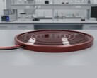Image conceptuelle d'un panneau solaire circulaire sur une table de laboratoire (Source de l'image : image générée par l'IA)