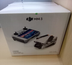 Le DJI Mini 3 devrait pouvoir être commandé en plusieurs offres combinées, contrairement au Mini 3 Pro. (Image source : @ShanScordamag1)