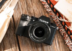 Le X-S20 de Fujifilm a laissé une impression durable à un certain nombre d&#039;utilisateurs grâce à ses performances compactes. (Source de l&#039;image : Fujifilm)
