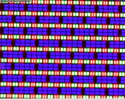 Sous-pixel OLED
