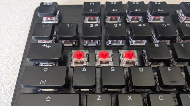 Clavier Turtle Beach Vulcan II TKL avec interrupteurs interchangeables à chaud