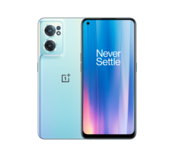 OnePlus Nord 2 CE en bleu Bahama