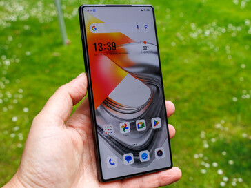 Nubia Z70S Ultra : Visionnage en extérieur