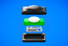 La Time Capsule alimente un AirTag Apple avec des piles AAA. (Source de l'image : Elevation Lab)