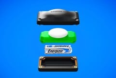 La Time Capsule alimente un AirTag Apple avec des piles AAA. (Source de l'image : Elevation Lab)