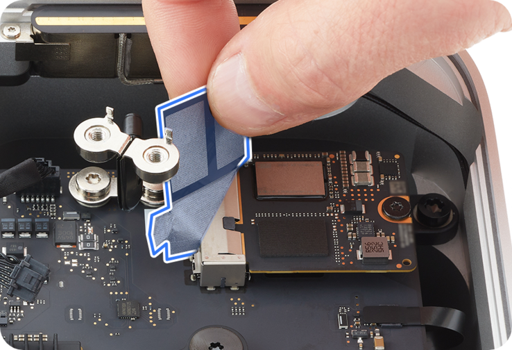 Accès au module SSD du nouveau Mac Studio