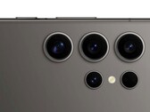 Selon le leaker Ice Universe, l'appareil photo du Samsung Galaxy S24 Ultra offrira enfin l'option vidéo 4K120 connue des flagships Sony Xperia. (Image via Walmart, édité)