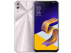 En test : l'Asus ZenFone 5. Modèle de test aimablement fourni par Asus Allemagne.