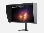 Les LG 27BP95E et 32BP95E sont dotés de protections anti-éblouissement détachables. (Image source : LG)