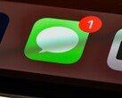 L'application Messages d'Apple, dont l'icône est illustrée ci-contre, intègre un nouveau bouton permettant de masquer le bouton de dictée dans le champ de saisie.