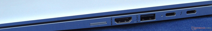 Côté droit : emplacement pour carte SIM (pour d'autres versions), HDMI 1.4, USB A 3.0 Gen 1, 2 USB C 3.1 Gen 2 avec Thunderbolt 3.