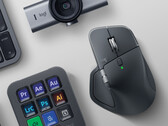 Logitech propose le MX Master 4 en quatre options de couleur, réparties entre les versions normale et "pour Mac". (Source de l'image : Logitech)