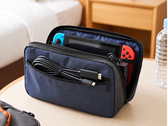 Nintendo Switch avec câble fourni