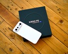 Le Vivo X300 FE offre d'excellentes performances et une très bonne qualité d'appareil photo à un prix bien inférieur à 1 000 euros.