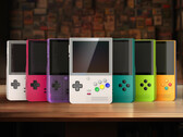 Le Retroid Pocket Classic est disponible avec quatre et six boutons. (Source de l'image : Retroid)