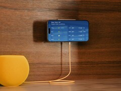 Le Twelve South PowerBug permet la recharge sans fil à partir d'une prise murale. (Source de l'image : Twelve South)