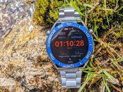 Critique de la Huawei Watch Ultimate. Appareil de test fourni par Huawei Allemagne.