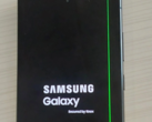 L'une des unités Galaxy S24 Ultra signalées comme présentant un problème de ligne verte verticale. (Source : u/Independent-Bet-4916)