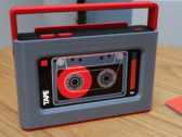 Le design du lecteur de cassettes NFC (photo) a été modélisé dans Rhino 3D et imprimé sur un Bambu Labs P1S. (Source de l'image : u/bharms27 via r/3Dprinting)