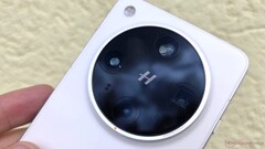 Après l&#039;Oppo Find X8 Ultra (photo ci-contre) et l&#039;Oppo Find X9 Ultra, un Oppo Find X10 Ultra doté d&#039;un double téléobjectif périscopique de 200 mégapixels pourrait suivre. (Source de l&#039;image : Notebookcheck)