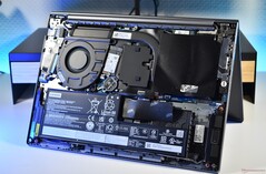 Les composants internes du Lenovo ThinkBook 14 G9 IPL.