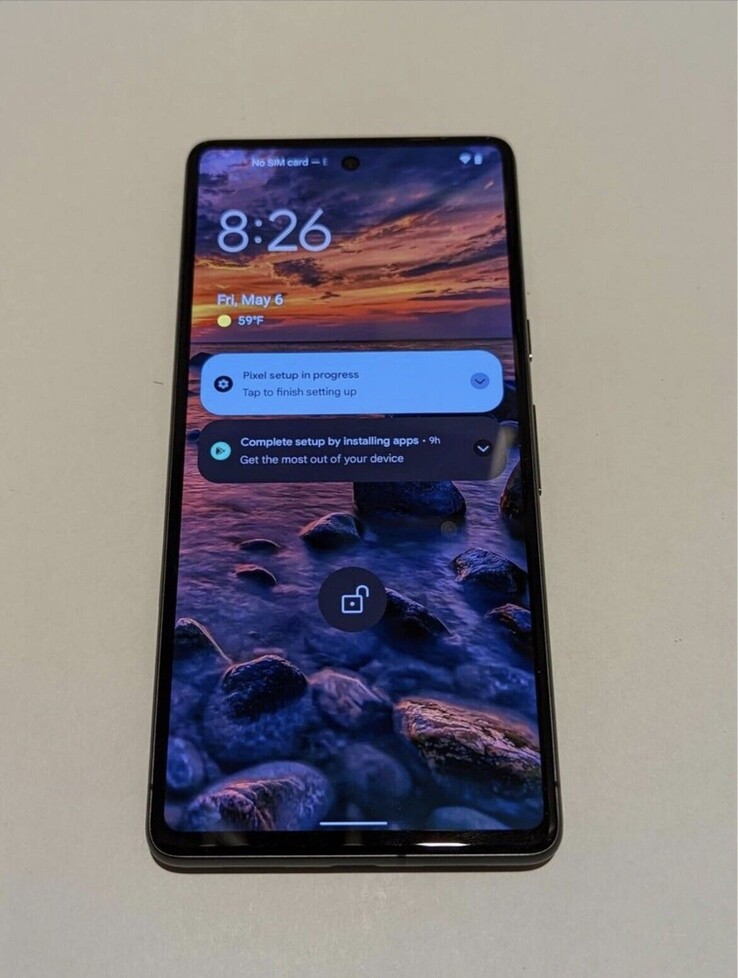 Pantalla del Pixel 7 (imagen vía eBay)