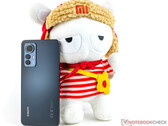 Le Xiaomi 12 Lite est l'un des premiers smartphones éligibles (Image source : NotebookCheck)