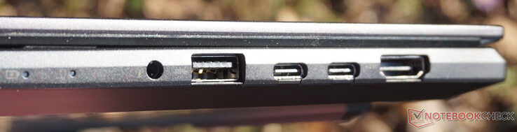 Sur la droite : Prise audio combinée, USB 3.0 (5 Gbit/s), 2x USB-C (10 Gbit/s, DisplayPort, Power Delivery), HDMI 2.1