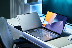 Le successeur du Lenovo Yoga Pro 9i que nous avons récemment examiné a fait l'objet d'une fuite, et il contiendra jusqu'à un GPU RTX 5070 pour ordinateur portable. (Source de l'image : Notebookcheck)