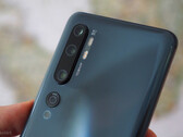 Le Mi Note 10 était un téléphone de milieu de gamme centré sur l'appareil photo. (Source : Pocket Lint)
