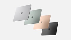 Il existe huit configurations du Surface Laptop 5 mais seulement deux choix de processeur Intel. (Image source : Microsoft)