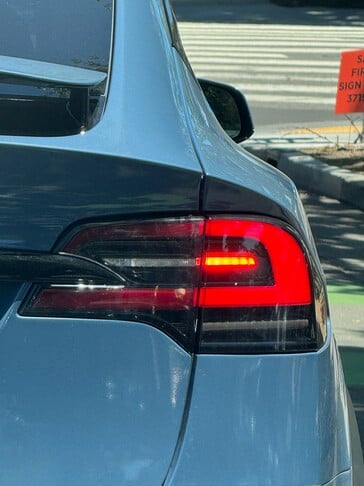 Nouvelle couleur bleue pour la Model X