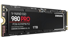 Le nouveau Samsung 980 PRO de 1 To peut atteindre une vitesse de lecture maximale de 7 Go/s. (Source de l&#039;image : Samsung)