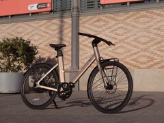 Le vélo électrique Hyundai eXXite Next sera proposé aux clients à la place d'une voiture de courtoisie (source : Hyundai)