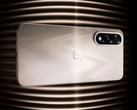 Le OnePlus Ace 5 Ultra lancé en début d'année. (Source de l'image : OnePlus)