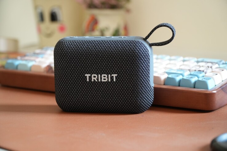 L'enceinte Bluetooth portable Tribit PocketGo en noir