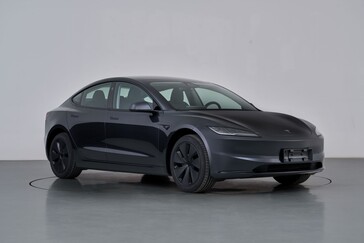 La Tesla Model 3+