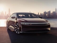 Tesla est censé tester la berline électrique de luxe Lucid Air, efficace mais toujours puissante (Image : Lucid Motors)