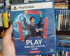 Un coffret promotionnel chinois rare de « PlayStation Play Has No Limits » à l'occasion du 10e anniversaire