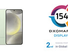 Le téléphone le plus abordable de la série Samsung Galaxy S24 obtient un score respectable au test d'affichage DxOMark (Source d'image : DxOMark et Samsung [Edited])